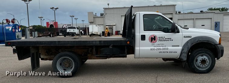image for item NL9899 2005 Ford F550 flatbed truck