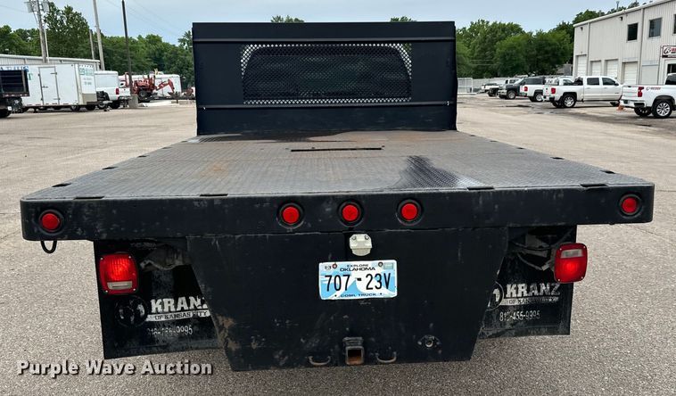 image for item NL9899 2005 Ford F550 flatbed truck