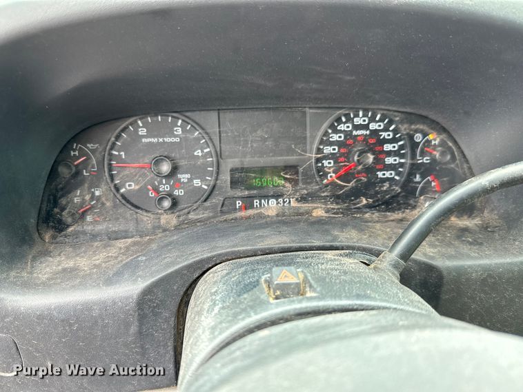 image for item NL9899 2005 Ford F550 flatbed truck