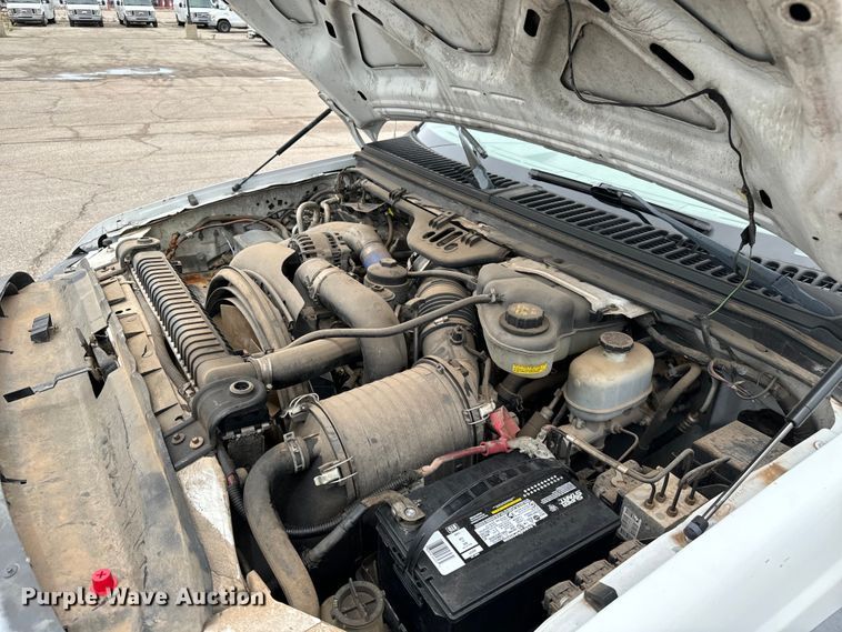 image for item NL9899 2005 Ford F550 flatbed truck