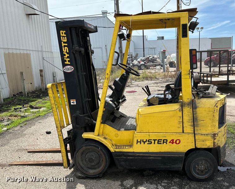 image for item NL9900 Hyster S40XM forklift