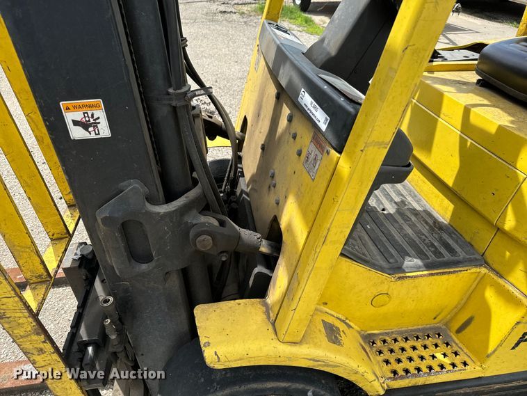 image for item NL9900 Hyster S40XM forklift