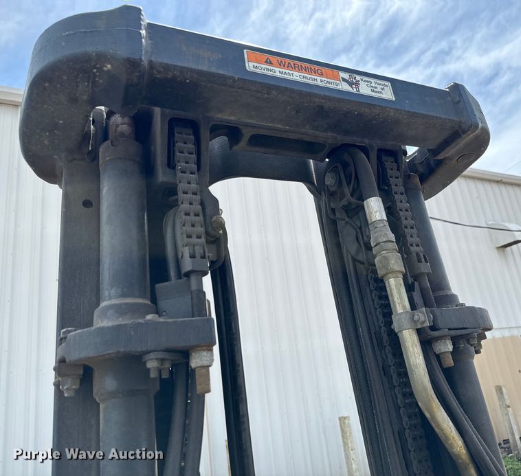 image for item NL9900 Hyster S40XM forklift