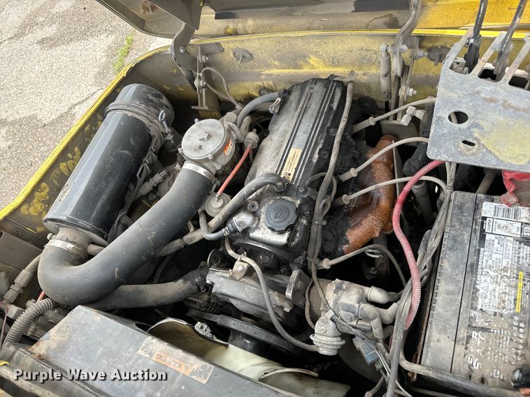 image for item NL9900 Hyster S40XM forklift