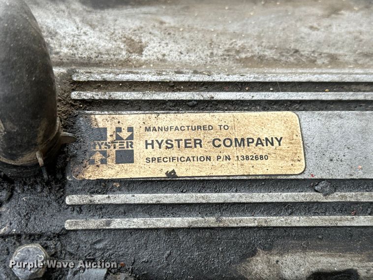 image for item NL9900 Hyster S40XM forklift