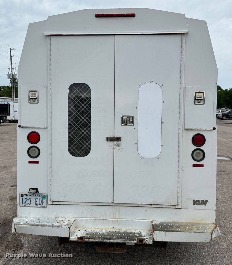 image for item NL9901 2010 Ford E350 Super Duty utility van