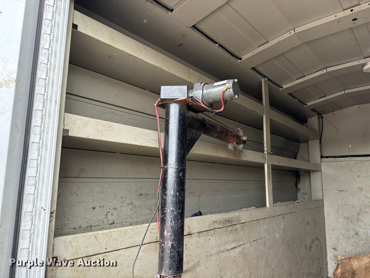 image for item NL9901 2010 Ford E350 Super Duty utility van