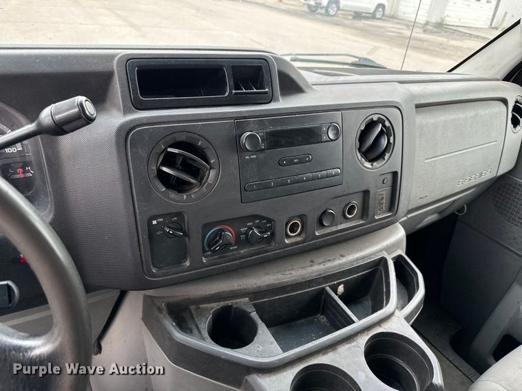 image for item NL9901 2010 Ford E350 Super Duty utility van