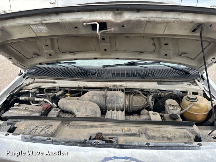 image for item NL9901 2010 Ford E350 Super Duty utility van