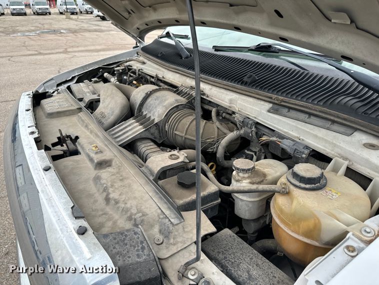 image for item NL9901 2010 Ford E350 Super Duty utility van