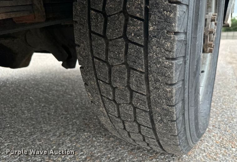 image for item NL9901 2010 Ford E350 Super Duty utility van