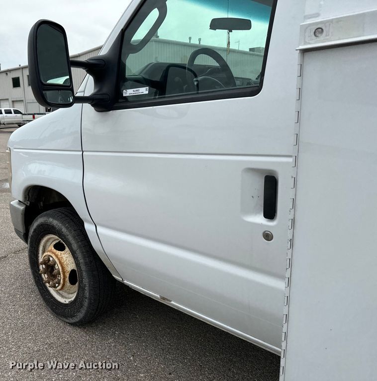 image for item NL9902 2012 Ford  E350 Super Duty utility van