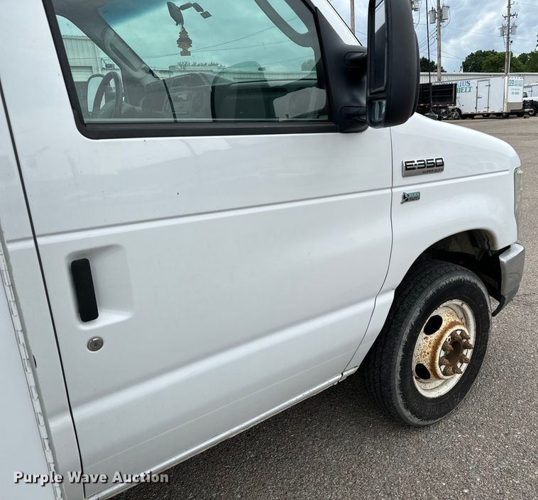 image for item NL9902 2012 Ford  E350 Super Duty utility van