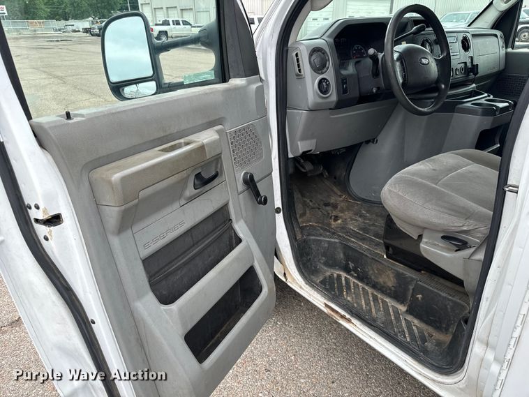 image for item NL9902 2012 Ford  E350 Super Duty utility van