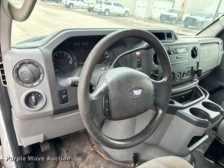 image for item NL9902 2012 Ford  E350 Super Duty utility van