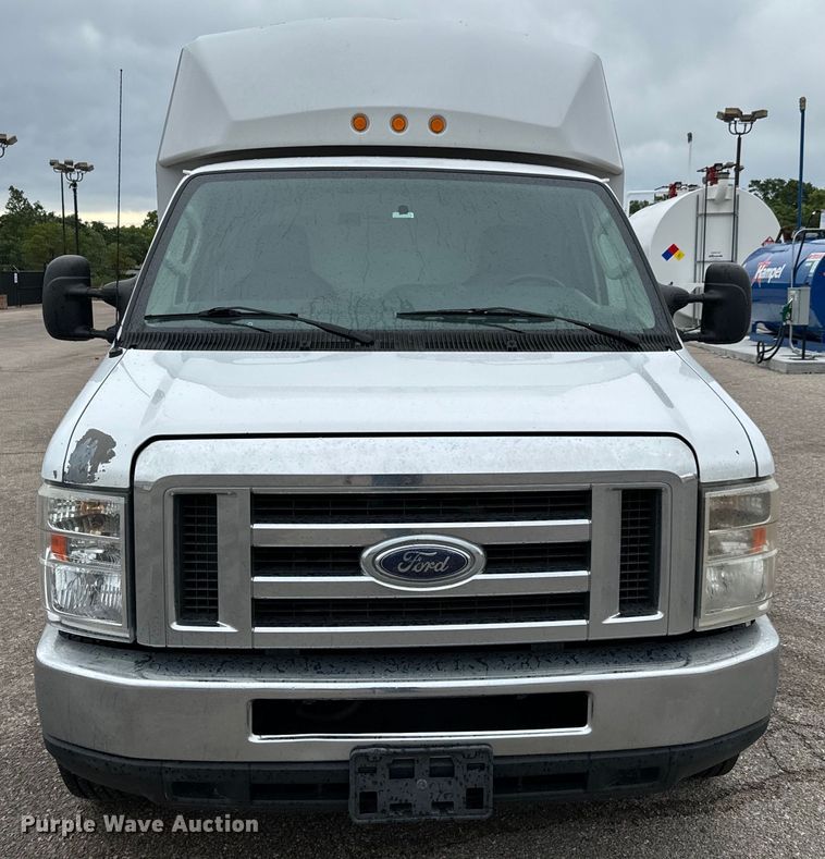 image for item NL9903 2012 Ford E350 Super Duty utility van