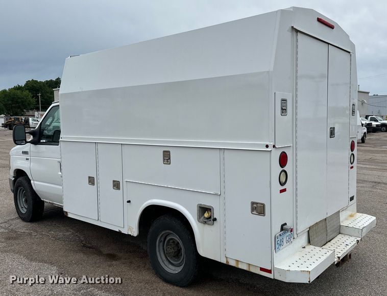 image for item NL9903 2012 Ford E350 Super Duty utility van