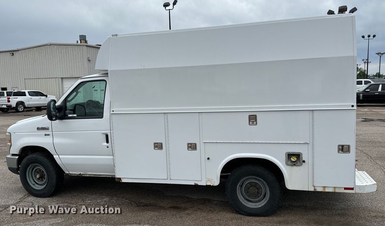 image for item NL9903 2012 Ford E350 Super Duty utility van