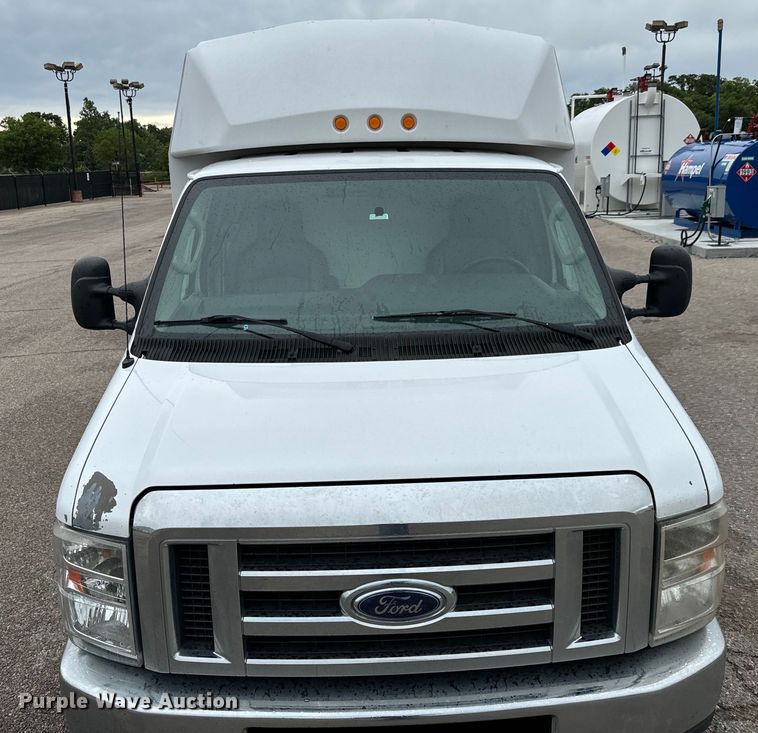 image for item NL9903 2012 Ford E350 Super Duty utility van