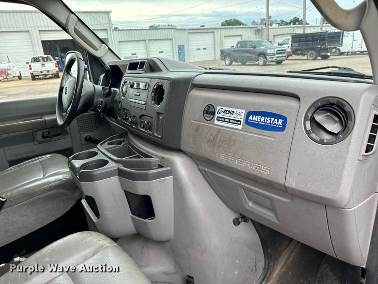 image for item NL9903 2012 Ford E350 Super Duty utility van