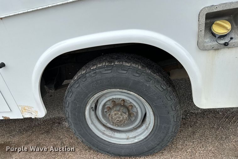 image for item NL9903 2012 Ford E350 Super Duty utility van