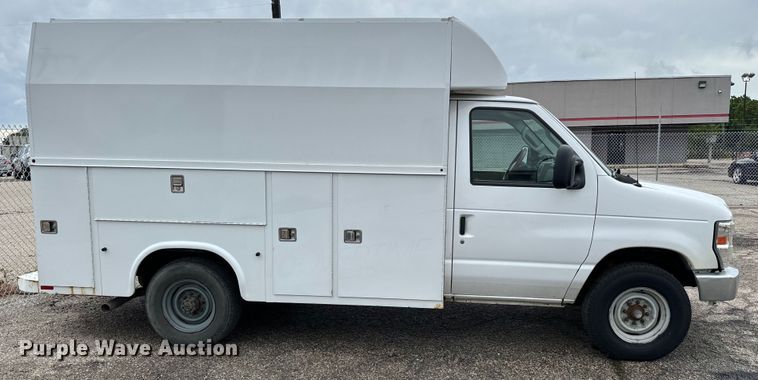 image for item NL9904 2012 Ford  E350 Super Duty utility van