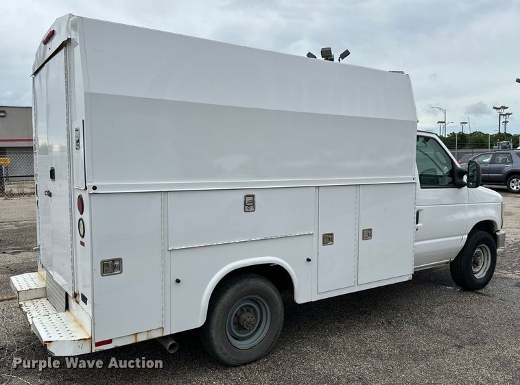 image for item NL9904 2012 Ford  E350 Super Duty utility van