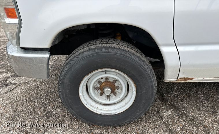 image for item NL9904 2012 Ford  E350 Super Duty utility van