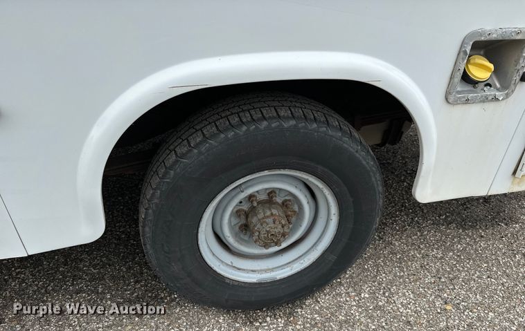 image for item NL9904 2012 Ford  E350 Super Duty utility van