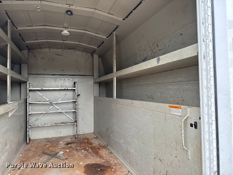 image for item NL9905 2011 Ford E350 Super Duty utility van