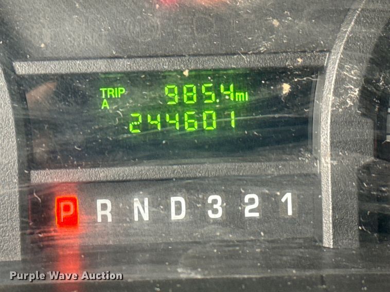 image for item NL9905 2011 Ford E350 Super Duty utility van