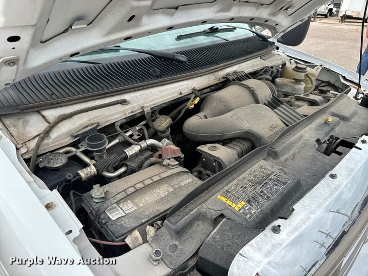 image for item NL9905 2011 Ford E350 Super Duty utility van