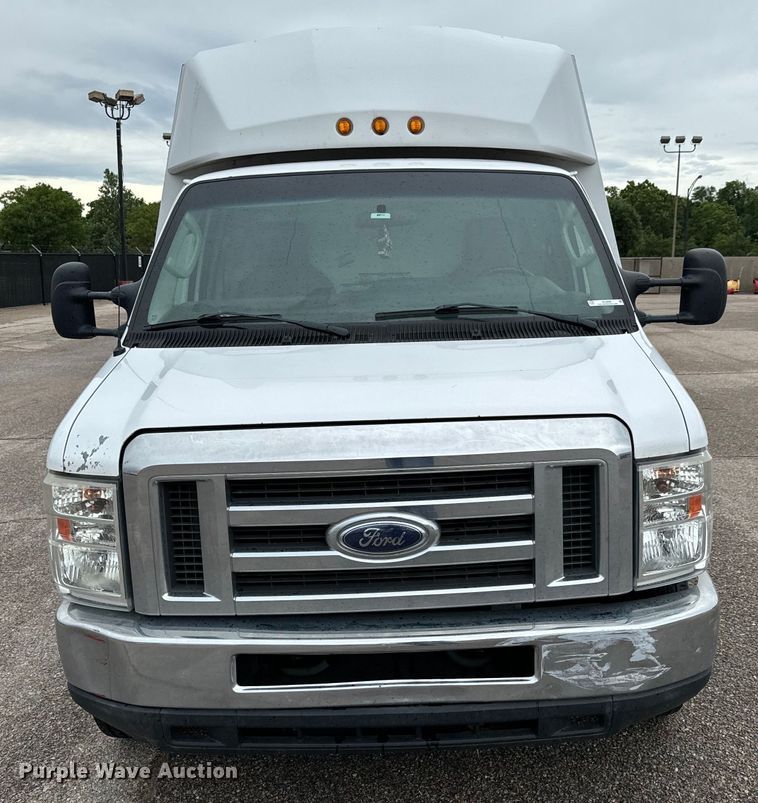 image for item NL9906 2012 Ford E350 Super Duty utility van
