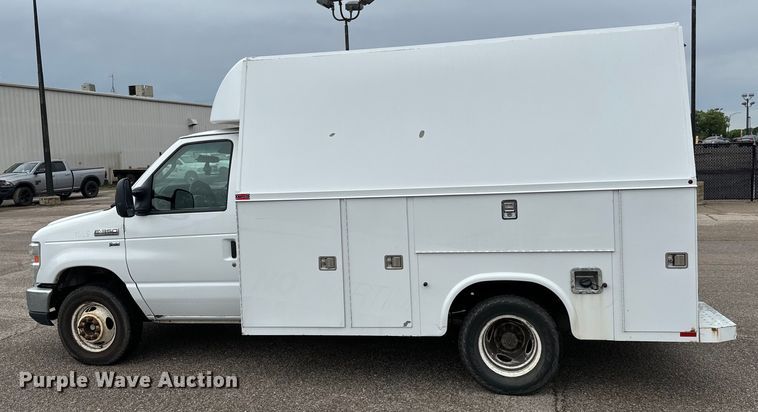 image for item NL9906 2012 Ford E350 Super Duty utility van
