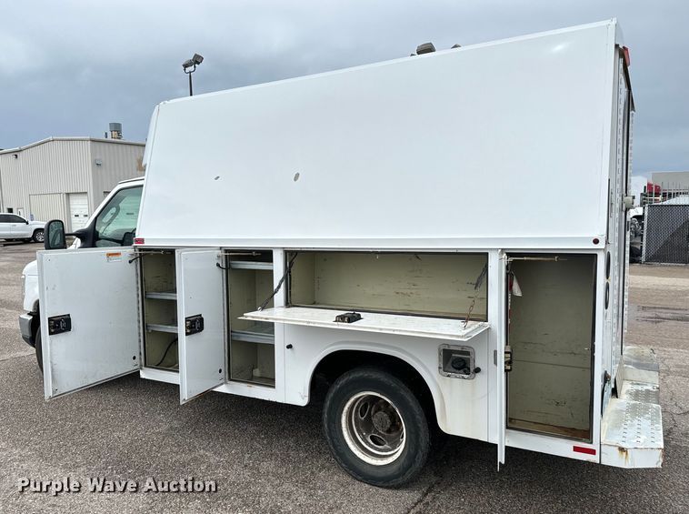 image for item NL9906 2012 Ford E350 Super Duty utility van