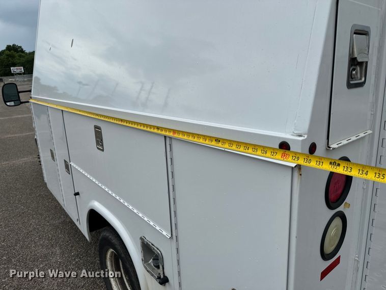 image for item NL9906 2012 Ford E350 Super Duty utility van