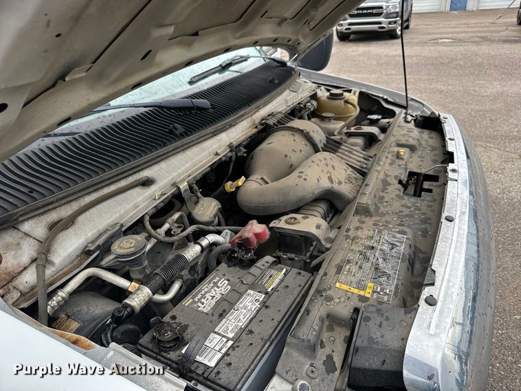 image for item NL9906 2012 Ford E350 Super Duty utility van