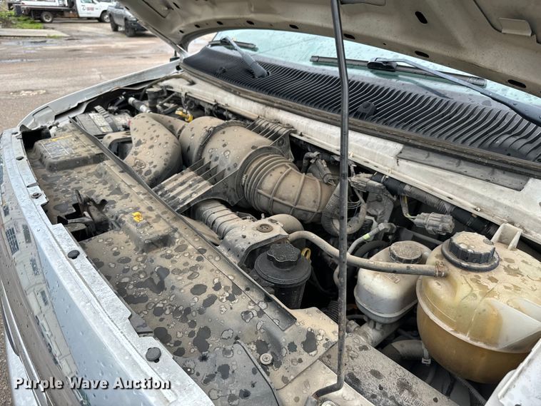 image for item NL9906 2012 Ford E350 Super Duty utility van