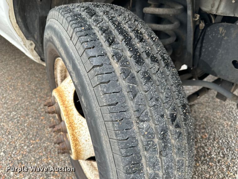 image for item NL9906 2012 Ford E350 Super Duty utility van