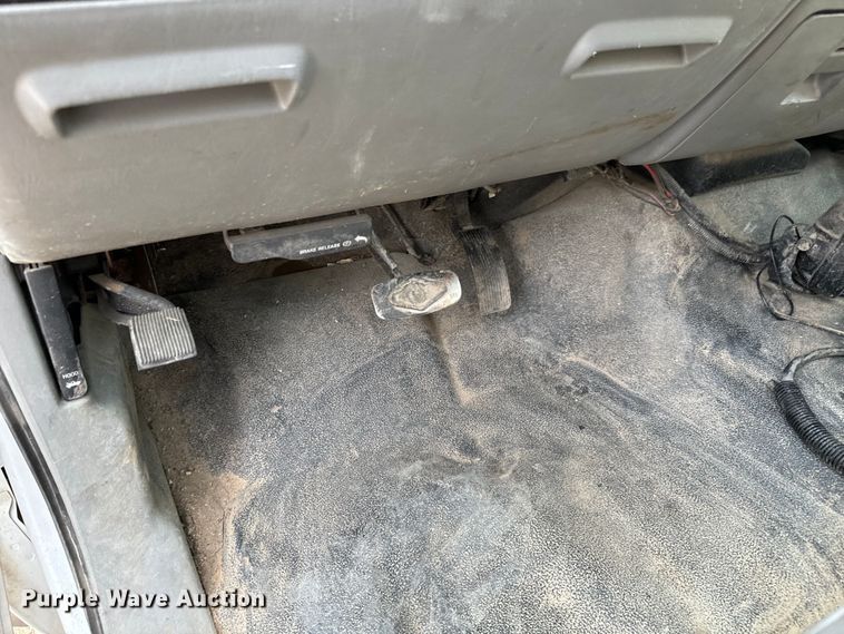 image for item NL9921 2006 Ford F550 Super Duty XL utility / service truck