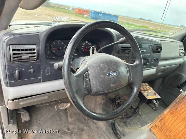 image for item NL9921 2006 Ford F550 Super Duty XL utility / service truck