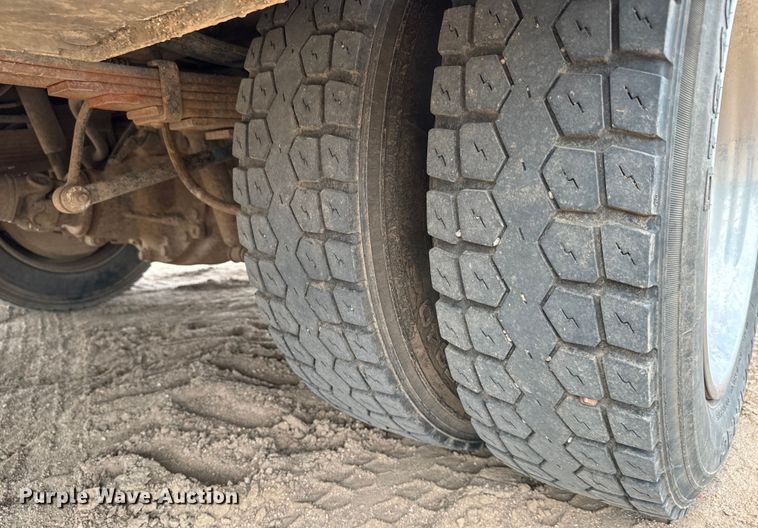 image for item NL9921 2006 Ford F550 Super Duty XL utility / service truck