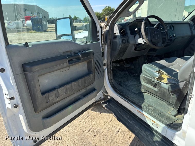 image for item NL9935 2014 Ford F450 Super Duty XL Crew Cab utility / service truck