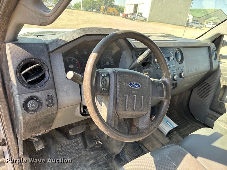 image for item NL9935 2014 Ford F450 Super Duty XL Crew Cab utility / service truck