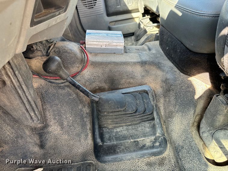 image for item NL9935 2014 Ford F450 Super Duty XL Crew Cab utility / service truck