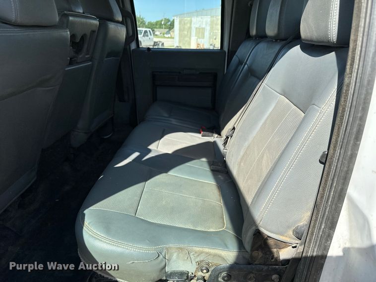 image for item NL9935 2014 Ford F450 Super Duty XL Crew Cab utility / service truck