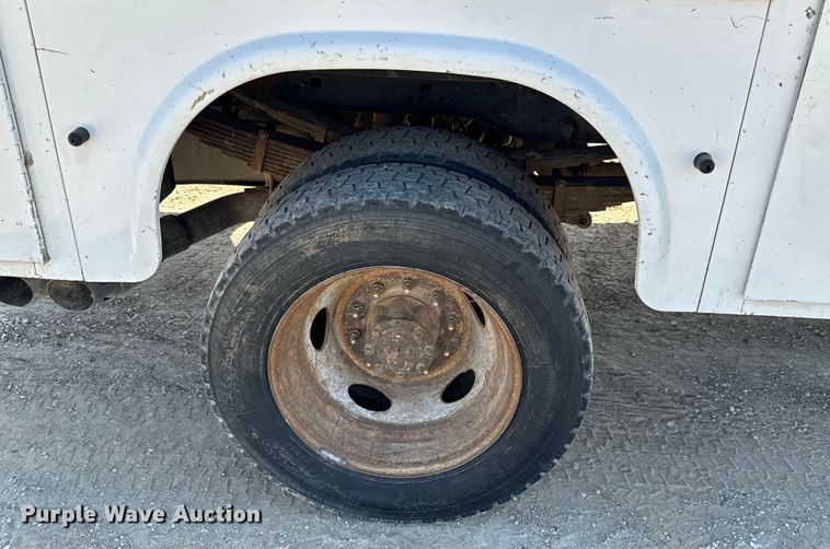 image for item NL9935 2014 Ford F450 Super Duty XL Crew Cab utility / service truck