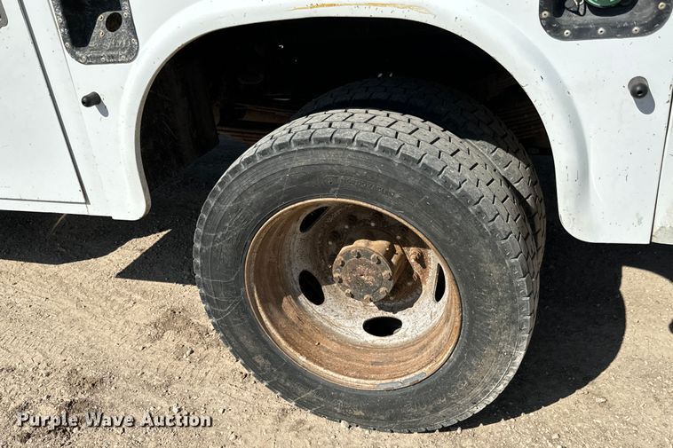 image for item NL9935 2014 Ford F450 Super Duty XL Crew Cab utility / service truck