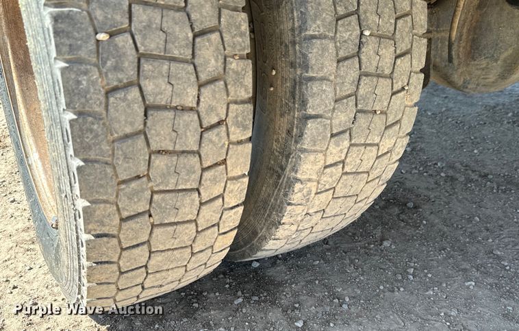 image for item NL9935 2014 Ford F450 Super Duty XL Crew Cab utility / service truck