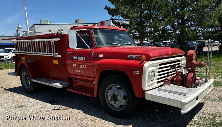 image for item NL9975 1972 Ford F600 pumper fire truck